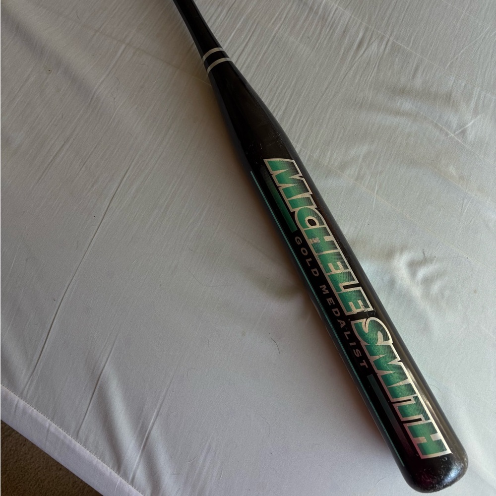 Michelle Smith Worth Silver and Green Softball Bat 34"